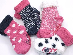 Zachte anti slip babysokken met diverse printjes Zachte anti slip babysokken met diverse printjes