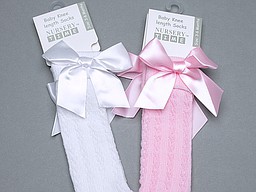 Baby kniekousjes met kabel en grote strik Baby kniekousjes met kabel en grote strik