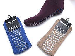 Damessokken met anti slip in jeans, aubergine, en beige Damessokken met anti slip in jeans, aubergine, en beige