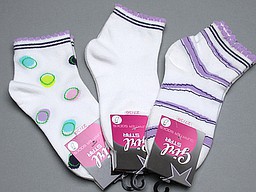 Kinder short sokken in wit met strepen en cirkels Kinder short sokken in wit met strepen en cirkels