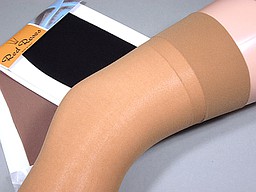 30 denier crêpe nylons met breed boord 30 denier crêpe nylons met breed boord