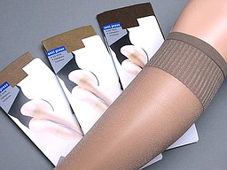 20 denier anti-knel panty kniekousen in huidskleuren 20 denier anti-knel panty kniekousen in huidskleuren