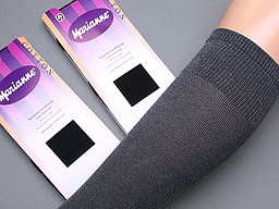Katoenen panty kousjes in donkere kleuren Katoenen panty kousjes in donkere kleuren